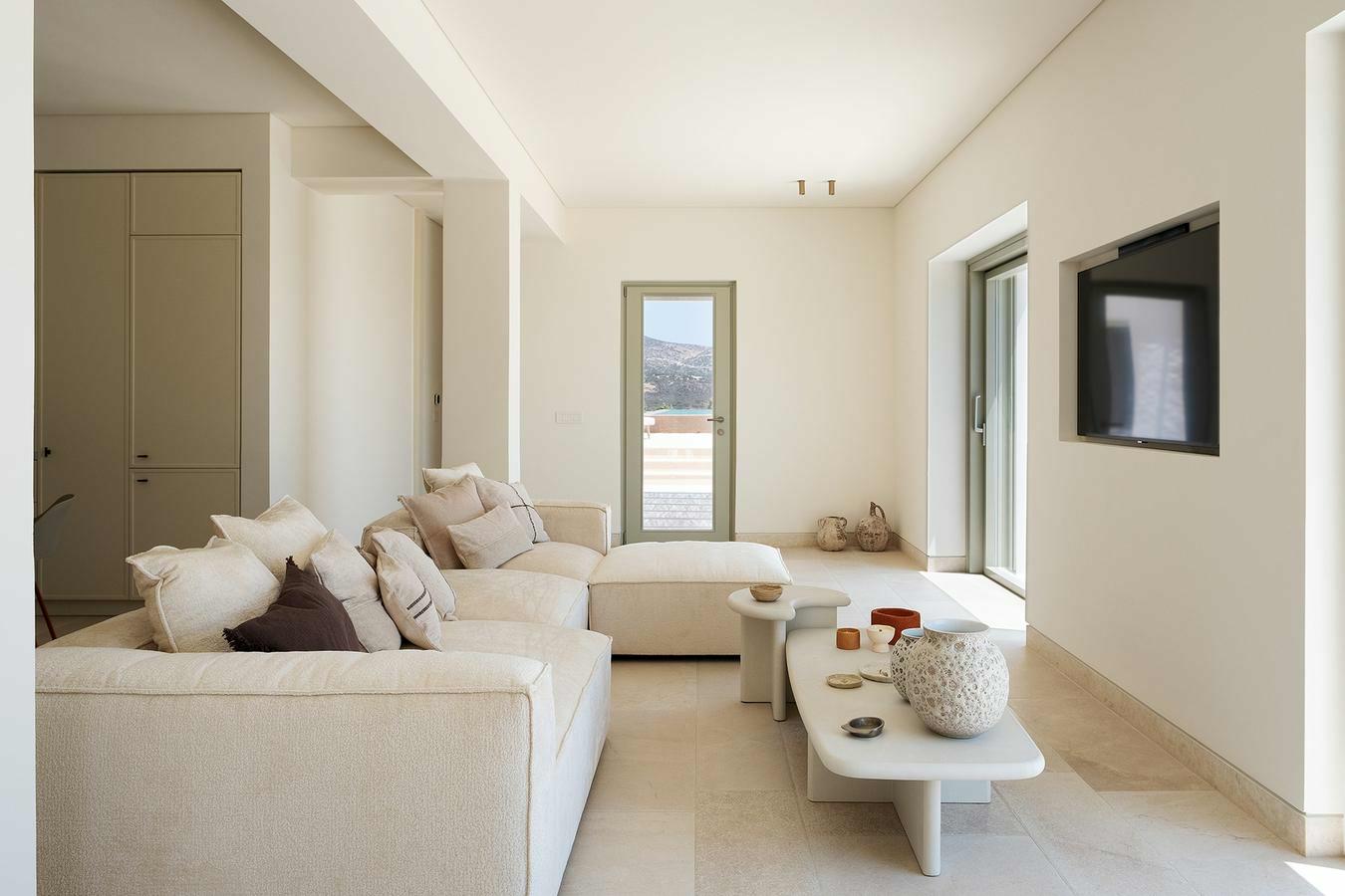 owen sofa - Mollis ct