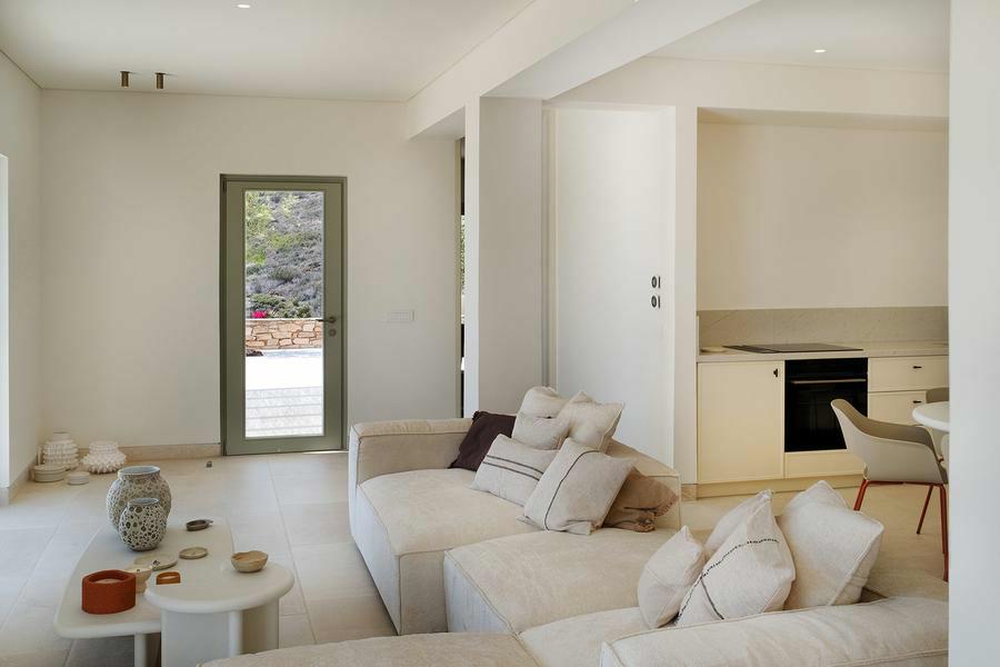 owen sofa - Mollis ct